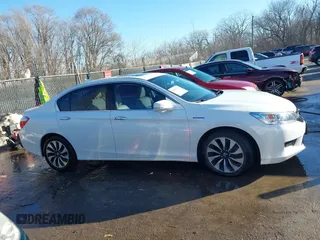 2014 Honda Accord Touring with VIN 1HGCR6F7XEA003663, listed as a IAAI auction lot 41327750 with 162,513 mi miles and . Bid and sale history available at DreamBid. Image 13.