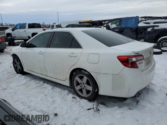2014 Toyota Camry L with VIN 4T1BF1FK5EU826828, listed as a Copart auction lot 41775615 with 148,949 mi miles and Salvage Title. Bid and sale history available at DreamBid. Image 2.