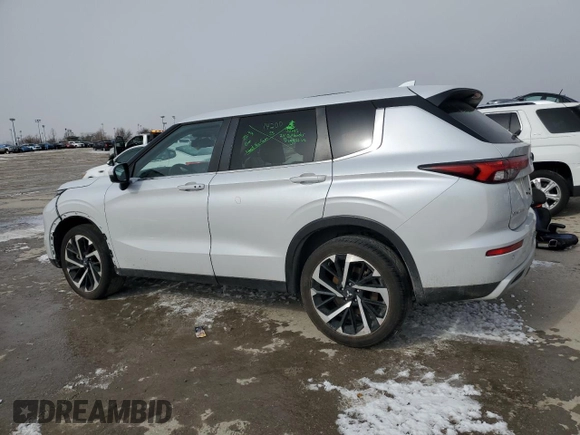 2024 Mitsubishi Outlander SE z VIN JA4J4VA88RZ020090, wystawiony jako Copart lot #45466615 z przebiegiem 41 644 mil mil oraz Szkoda całkowita • Salvage title. Historia ofert i sprzedaży dostępna na DreamBid. Obrazek 2.