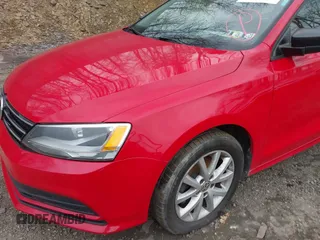 2015 Volkswagen Jetta Sedan 1.8T SE with VIN 3VWD17AJXFM303014, listed as a IAAI auction lot 41953494 with 92,145 mi miles. Bid and sale history available at carsss.com. Image 13.