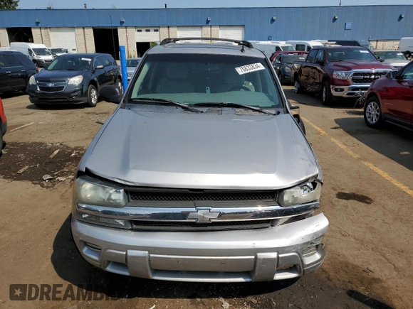 2007 Chevrolet TrailBlazer LS with VIN 1GNDT13S972202384, listed as a Copart auction lot 70833834 with 218,992 mi miles and Salvage Title. Bid and sale history available at DreamBid. Image 5.