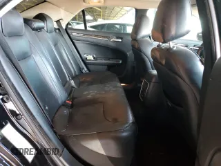 2019 Chrysler 300 Limited with VIN 2C3CCAEG3KH555818, listed as a Copart auction lot 49252595 with 71,876 mi miles and Salvage Title. Bid and sale history available at DreamBid. Image 10.