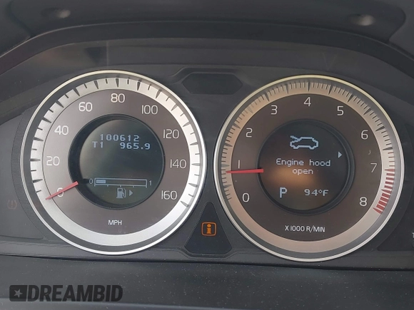 2013 Volvo S60 T5 Premier with VIN YV1612FS2D2193686, listed as a IAAI auction lot 41887293 with 100,612 mi miles. Bid and sale history available at carsss.com. Image 7.