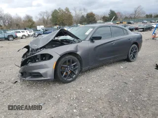 2020 Dodge Charger SXT z VIN 2C3CDXBG9LH136300, wystawiony jako Copart lot #46860235 z przebiegiem 133 692 mil mil oraz Szkoda całkowita • Salvage title. Historia ofert i sprzedaży dostępna na DreamBid. Obrazek 1.