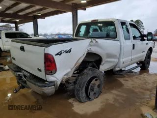 2001 Ford Super Duty F-250 XL with VIN 1FTNX21F11EA72507, listed as a Copart auction lot 41927455 with 257,889 mi miles and Salvage Title. Bid and sale history available at carsss.com. Image 3.