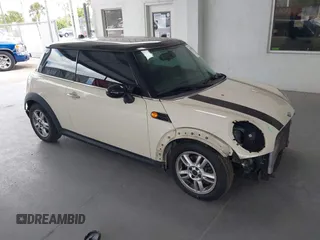 2012 MINI Hardtop with VIN WMWSU3C59CT541943, listed as a IAAI auction lot 42107901 with 139,230 mi miles and . Bid and sale history available at DreamBid. Image 1.