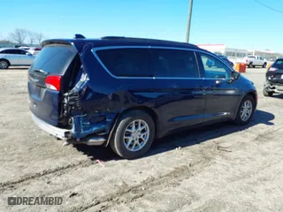 2020 Chrysler Voyager LXI with VIN 2C4RC1DG9LR148279, listed as a IAAI auction lot 41764593 with NaN miles. Bid and sale history available at carsss.com. Image 4.
