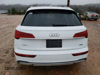 2021 Audi Q5 Premium Plus with VIN WA1BAAFY2M2021493, listed as a Copart auction lot 67912862 with 28,067 mi miles. Bid and sale history available at carsss.com. Image 6.