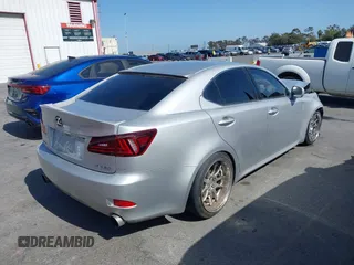 2006 Lexus IS 350 with VIN JTHBE262X65001939, listed as a IAAI auction lot 42454686 with 186,536 mi miles and . Bid and sale history available at DreamBid. Image 4.