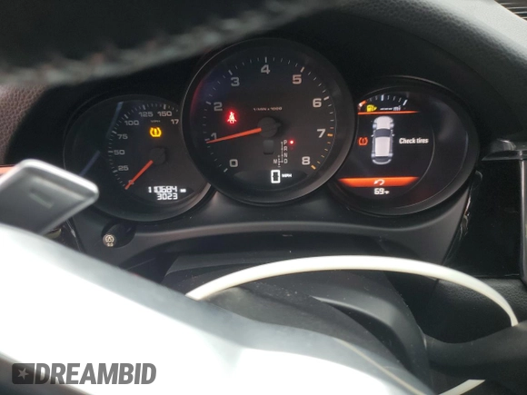 2017 Porsche Macan with VIN WP1AA2A50HLB07596, listed as a Copart auction lot 62682545 with 110,684 mi miles and Salvage title. Bid and sale history available at DreamBid. Image 9.