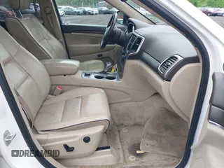 2018 Jeep Grand Cherokee High Altitude z VIN 1C4RJFCG7JC216122, wystawiony jako IAAI lot #42221311 z przebiegiem 121 852 mil mil oraz . Historia ofert i sprzedaży dostępna na DreamBid. Obrazek 5.