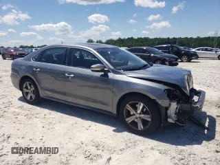 2013 Volkswagen Passat SE with VIN 1VWBP7A33DC093815, listed as a Copart auction lot 58043715 with 120,893 mi miles and Salvage title. Bid and sale history available at DreamBid. Image 4.