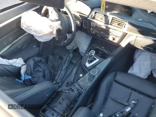 2020 BMW 4 Series 430i xDrive z VIN WBA4J3C0XLBL11548, wystawiony jako Copart lot #80773814 z przebiegiem Nie podano mil oraz Szkoda całkowita • Salvage title. Historia ofert i sprzedaży dostępna na DreamBid. Obrazek 8.
