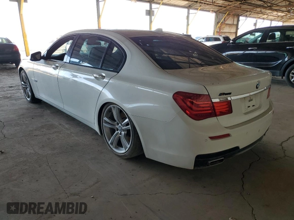 2012 BMW 7 Series 750Li с VIN WBAKB8C59CC852419, выставлен на аукционе Copart как лот 53736305 с пробегом 150 224 миль миль и Списание • Salvage title. История ставок и продаж доступна на DreamBid. Изображение 2.