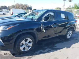 2021 Toyota Highlander L with VIN 5TDCZRAH0MS073013, listed as a IAAI auction lot 41969266 with 64,209 mi miles and . Bid and sale history available at DreamBid. Image 17.