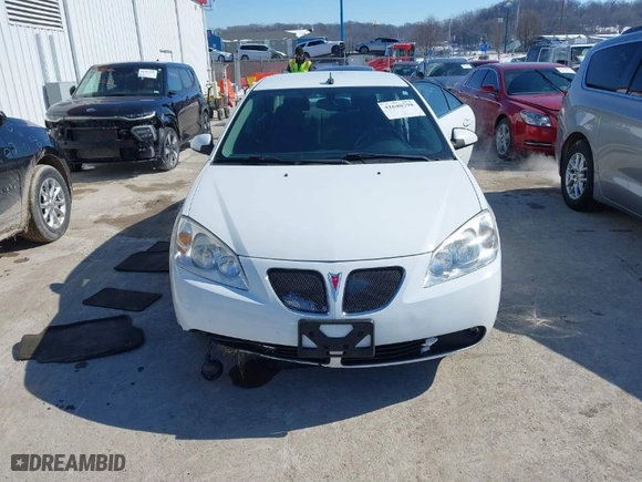 2009 Pontiac G6 GT w/1SA *Ltd Avail* with VIN 1G2ZH57N094104884, listed as a IAAI auction lot 41640598 with NaN miles. Bid and sale history available at carsss.com. Image 12.