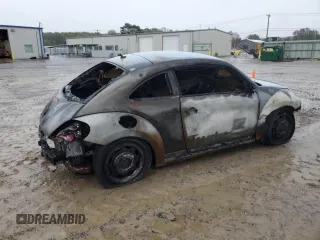 2012 Volkswagen Beetle 2.5L w/Sun with VIN 3VWJX7AT5CM652340, listed as a Copart auction lot 77817684 with 0 mi miles and Salvage Title. Bid and sale history available at carsss.com. Image 3.