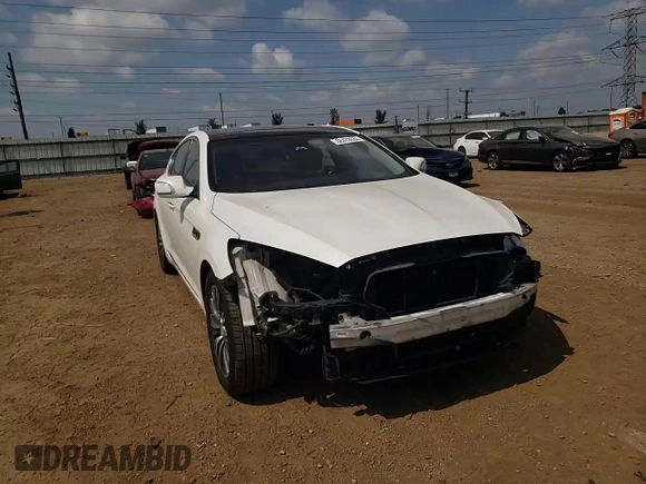 2016 Kia K900 Premium with VIN KNALT4D30G6031379, listed as a Copart auction lot 68472634 with 65,668 mi miles and Salvage Title. Bid and sale history available at carsss.com. Image 11.