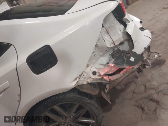 2018 Lexus IS 350 z VIN JTHCZ1D2XJ5014964, wystawiony jako IAAI lot #41722586 z przebiegiem 73 884 mil mil oraz . Historia ofert i sprzedaży dostępna na DreamBid. Obrazek 6.