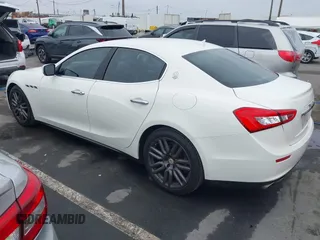 2015 Maserati Ghibli z VIN ZAM57XSA3F1154376, wystawiony jako IAAI lot #42373053 z przebiegiem 81 523 mil mil oraz . Historia ofert i sprzedaży dostępna na DreamBid. Obrazek 3.