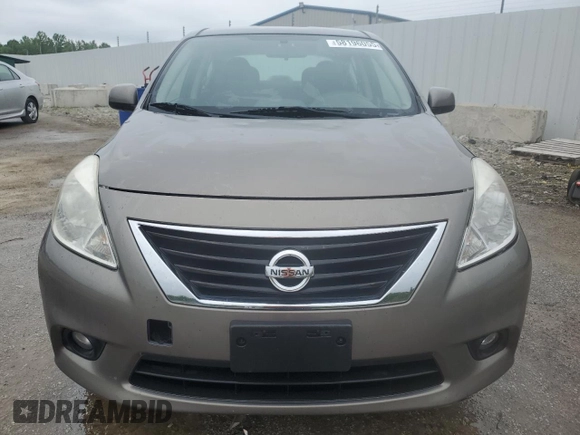 2012 Nissan Versa SV z VIN 3N1CN7AP1CL927523, wystawiony jako Copart lot #58196055 z przebiegiem 156 057 mil mil oraz Nie do naprawy • Non repairable. Historia ofert i sprzedaży dostępna na DreamBid. Obrazek 5.