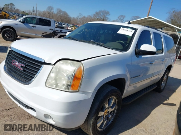 2008 GMC Yukon XL SLT 4SB with VIN 1GKFC16038R186997, listed as a IAAI auction lot 41788484 with 202,832 mi miles and . Bid and sale history available at carsss.com. Image 2.
