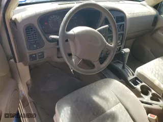1999 Nissan Pathfinder XE with VIN JN8AR05S7XW300019, listed as a Copart auction lot 49914625 with 204,678 mi miles and Salvage Title. Bid and sale history available at carsss.com. Image 8.