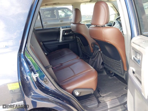 2019 Toyota 4Runner SR5 with VIN JTEBU5JR2K5651204, listed as a IAAI auction lot 40534312 with 110,368 mi miles. Bid and sale history available at carsss.com. Image 8.