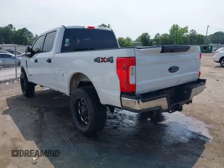 2018 Ford F-250 XL with VIN 1FT7W2BT2JEC44026, listed as a IAAI auction lot 42420391 with 178,970 mi miles and . Bid and sale history available at DreamBid. Image 3.