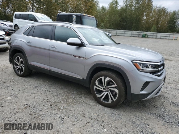 2022 Volkswagen Atlas SEL with VIN 1V2BE2CA3NC203446, listed as a Copart auction lot 70006024 with 28,356 mi miles and Salvage title. Bid and sale history available at DreamBid. Image 4.