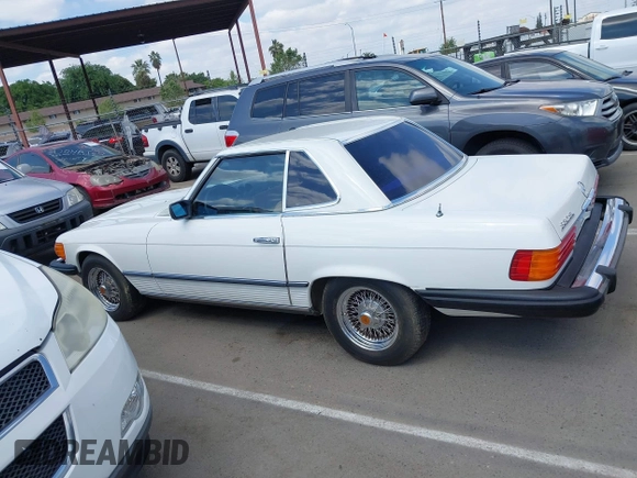 1982 Mercedes-Benz 380 with VIN WDBBA45A1CB015578, listed as a IAAI auction lot 42062020 with 42,746 mi miles. Bid and sale history available at carsss.com. Image 14.