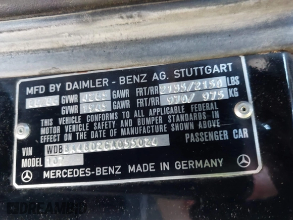 1986 Mercedes-Benz 560 SL z VIN WDBBA48D2GA055024, wystawiony jako IAAI lot #41888928 z przebiegiem 118 569 mil mil oraz . Historia ofert i sprzedaży dostępna na DreamBid. Obrazek 9.