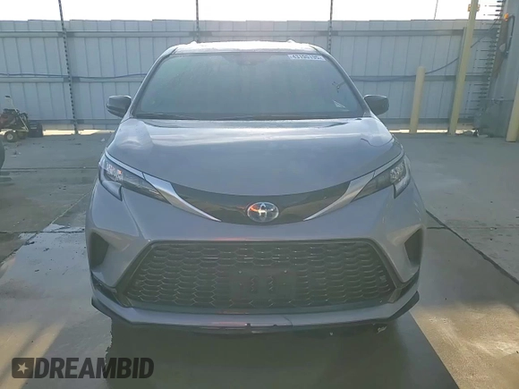 2023 Toyota Sienna XSE with VIN 5TDDSKFC9PS104275, listed as a Copart auction lot 43190195 with 19,644 mi miles and Salvage title. Bid and sale history available at DreamBid. Image 15.