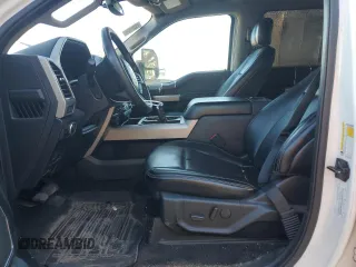 2020 Ford F-350 XL z VIN 1FT8W3DTXLEE57400, wystawiony jako Copart lot #49669475 z przebiegiem 446 677 mil mil oraz Czysty tytuł • Clean title. Historia ofert i sprzedaży dostępna na DreamBid. Obrazek 7.