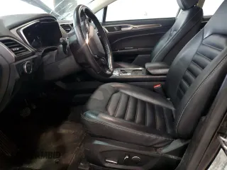 2020 Ford Fusion SEL z VIN 3FA6P0CD3LR117683, wystawiony jako Copart lot #52699725 z przebiegiem 115 248 mil mil oraz Szkoda całkowita • Salvage title. Historia ofert i sprzedaży dostępna na DreamBid. Obrazek 7.
