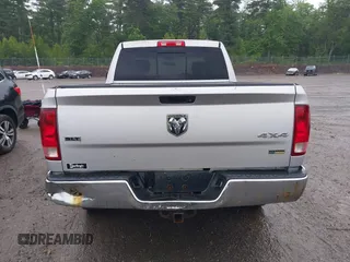 2010 Dodge 1500 SLT z VIN 1D7RV1GP2AS159888, wystawiony jako IAAI lot #42522234 z przebiegiem 218 774 mil mil oraz . Historia ofert i sprzedaży dostępna na DreamBid. Obrazek 6.