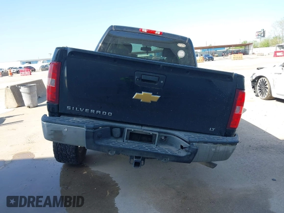 2012 Chevrolet Silverado 1500 LT with VIN 3GCPKSE71CG230592, listed as a IAAI auction lot 41941448 with 241,368 mi miles and . Bid and sale history available at DreamBid. Image 17.