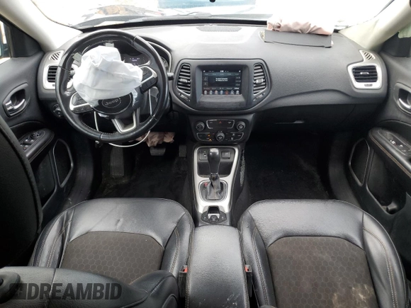 2020 Jeep Compass Latitude with VIN 3C4NJCBB6LT141553, listed as a Copart auction lot 61432225 with 87,151 mi miles and Non repairable. Bid and sale history available at DreamBid. Image 8.