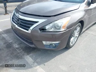 2014 Nissan Altima SV with VIN 1N4AL3APXEC134101, listed as a IAAI auction lot 42102731 with 178,791 mi miles and . Bid and sale history available at DreamBid. Image 6.