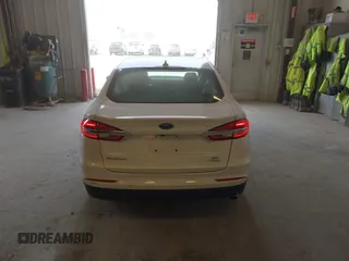 2020 Ford Fusion SE with VIN 3FA6P0HD4LR165511, listed as a IAAI auction lot 42136252 with 30,709 mi miles and . Bid and sale history available at DreamBid. Image 16.