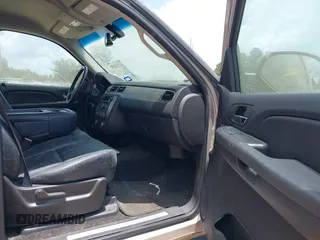 2007 Chevrolet Tahoe LT z VIN 1GNFC130X7R353412, wystawiony jako IAAI lot #42535108 z przebiegiem 78 497 mil mil oraz . Historia ofert i sprzedaży dostępna na DreamBid. Obrazek 5.