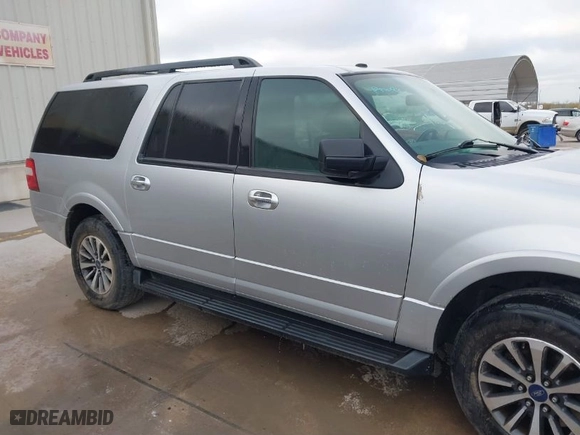 2017 Ford Expedition EL XLT with VIN 1FMJK1HT1HEA01641, listed as a IAAI auction lot 41693113 with 372,266 mi miles. Bid and sale history available at carsss.com. Image 13.
