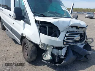 2019 Ford Transit Passenger XL с VIN 1FBAX2CM3KKB43496, выставлен на аукционе IAAI как лот 42050162 с пробегом 98 459 миль миль и . История ставок и продаж доступна на DreamBid. Изображение 6.