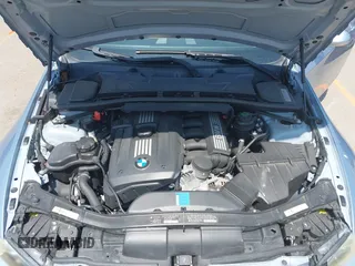 2009 BMW 3 Series 328i with VIN WBAWR33569P343552, listed as a IAAI auction lot 42603821 with 101,278 mi miles and . Bid and sale history available at DreamBid. Image 10.