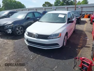 2015 Volkswagen Jetta Sport с VIN 3VWD17AJ6FM302345, выставлен на аукционе IAAI как лот 42226480 с пробегом 143 998 миль миль и . История ставок и продаж доступна на DreamBid. Изображение 17.