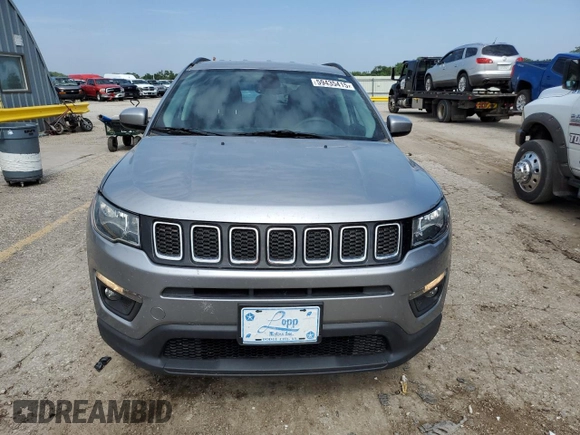 2017 Jeep Compass Latitude с VIN 3C4NJDBB8HT603012, выставлен на аукционе Copart как лот 59435415 с пробегом 95 984 миль миль и Списание • Salvage title. История ставок и продаж доступна на DreamBid. Изображение 5.
