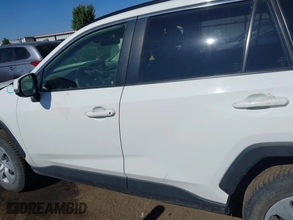 2019 Toyota RAV4 LE с VIN JTMG1RFV7KD037853, выставлен на аукционе IAAI как лот 42453802 с пробегом 124 348 миль миль и . История ставок и продаж доступна на DreamBid. Изображение 15.