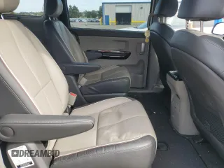 2016 Kia Sedona SX with VIN KNDMC5C16G6185902, listed as a Copart auction lot 53005185 with 102,985 mi miles and Clean Title. Bid and sale history available at carsss.com. Image 11.