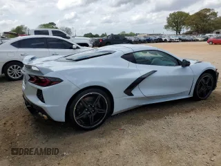 2024 Chevrolet Corvette 3LT z VIN 1G1YC2D48R5107079, wystawiony jako Copart lot #51450895 z przebiegiem 4 439 mil mil oraz Szkoda całkowita • Salvage title. Historia ofert i sprzedaży dostępna na DreamBid. Obrazek 3.
