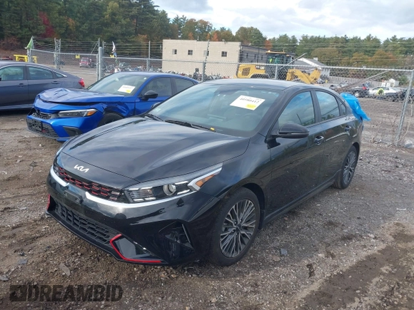 2023 Kia Forte GT-Line with VIN 3KPF54AD7PE653950, listed as a IAAI auction lot 40580412 with 9,962 mi miles. Bid and sale history available at carsss.com. Image 2.